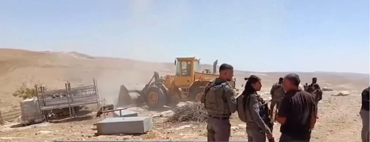 Izraelské sily „vymazali“ palestínsku dedinu na Západnom brehu Jordánu Izraelské sily „vymazali“ palestínsku dedinu na Západnom brehu Jordánu