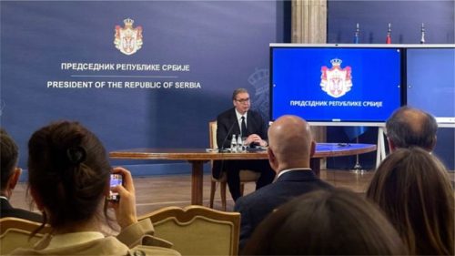 Srbský prezident podal demisiu