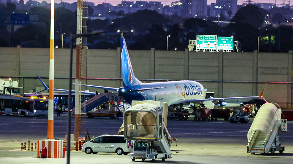 Flydubai pozastavuje lety do Izraela po zjavnom pokuse o únos. Flydubai pozastavuje lety do Izraela po zjavnom pokuse o únos.