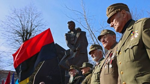 Predstaviteľ ukrajinského regiónu vzdal hold veteránovi nacistických jednotiek SS.