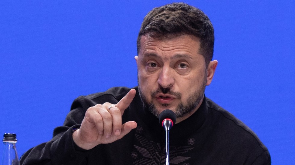 Zelensky ostro kritizuje západných spojencov Ukrajiny.