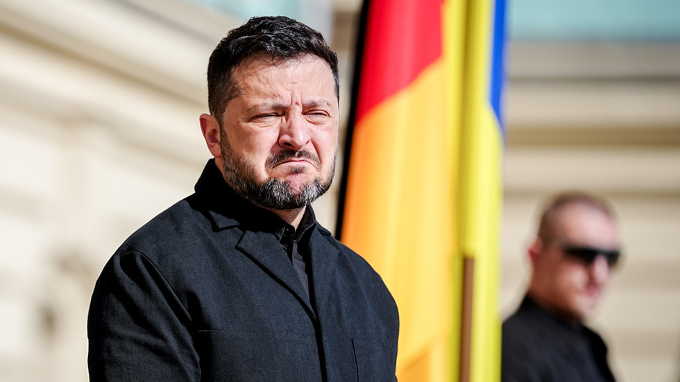 Zelensky sa o Ukrajincov „vôbec nestará“ – ruský vyslanec Zelensky sa o Ukrajincov „vôbec nestará“ – ruský vyslanec