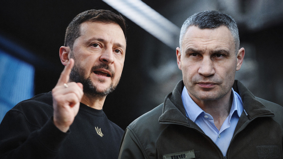 Zelensky a starosta Kyjeva si navzájom kladú za vinu ruské útoky. Zelensky a starosta Kyjeva si navzájom kladú za vinu ruské útoky.
