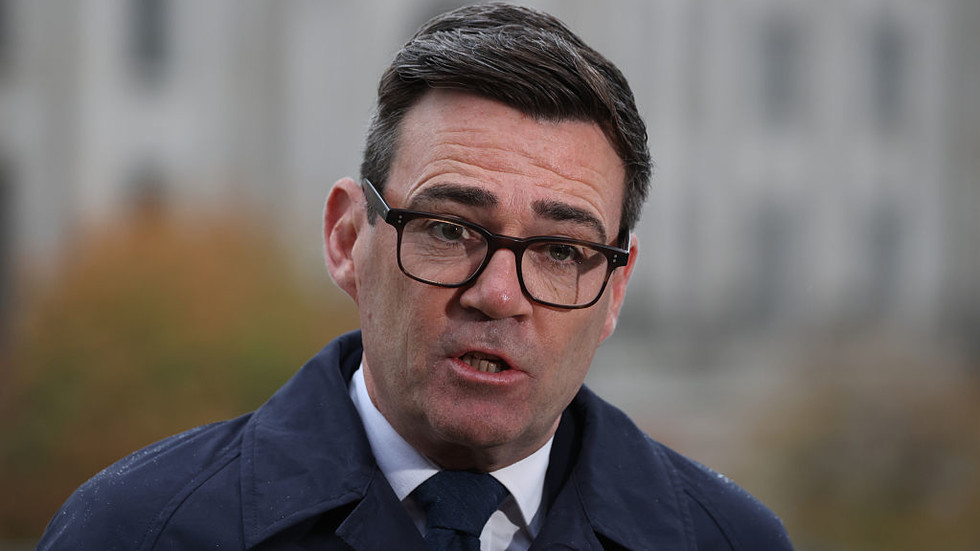 Britský premiér obviňuje Rusko zo zasahovania do brexitu.