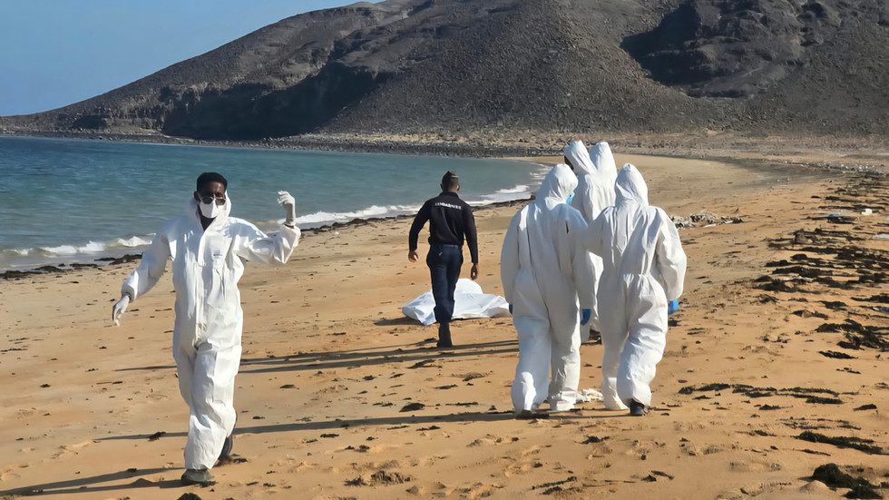Pri lodnom nešťastí pri pobreží Afriky zahynulo vyše 130 migrantov – OSN Pri lodnom nešťastí pri pobreží Afriky zahynulo vyše 130 migrantov – OSN