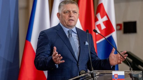 Už žiadne „dary“ pre Ukrajinu – slovenský premiér