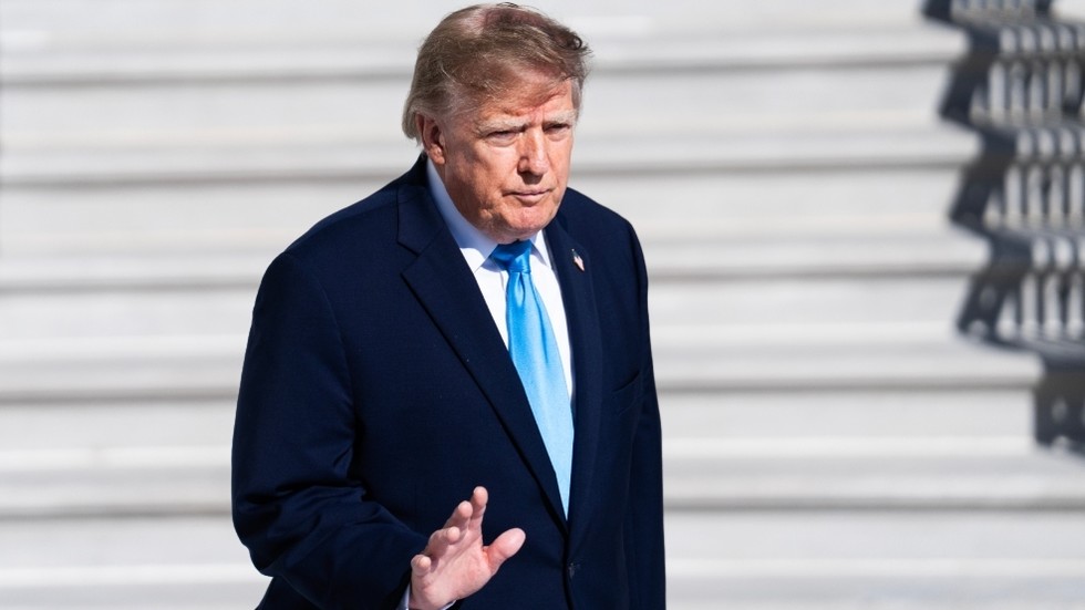 Americké rakety dodané Ukrajine sa predávali na „otvorenom trhu“ – Trump Americké rakety dodané Ukrajine sa predávali na „otvorenom trhu“ – Trump