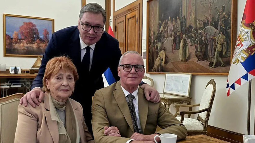 Matku Vučiča v Srbsku napadli v deň volieb – tvrdí vládna strana