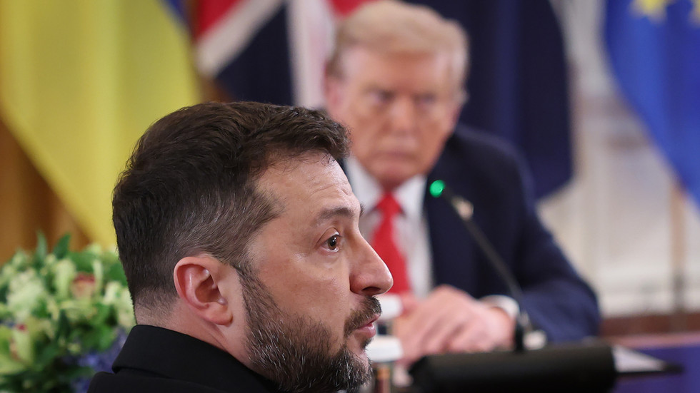Zelenskyj podkopáva Trumpa viac než Irán a Kuba – Medvedev