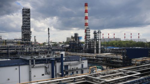 Rusko po dohode s Trumpom zvyšuje produkciu nafty – Reuters