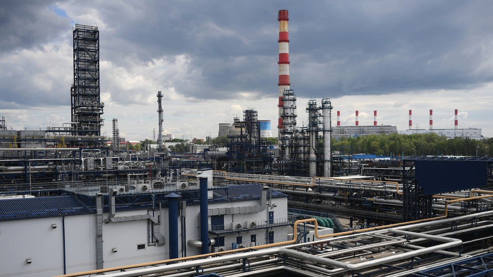 Rusko po dohode s Trumpom zvyšuje produkciu nafty – Reuters Rusko po dohode s Trumpom zvyšuje produkciu nafty – Reuters