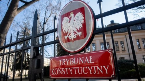 Na najvyššom poľskom súde vypukol chaos, objavujú sa tvrdenia o „prevrate“ (VIDEÁ): Aktuálne informácie
